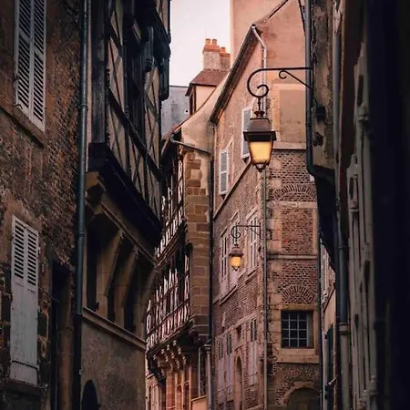 La Maison Des Cours - Wifi - Centre Moulins (Allier)